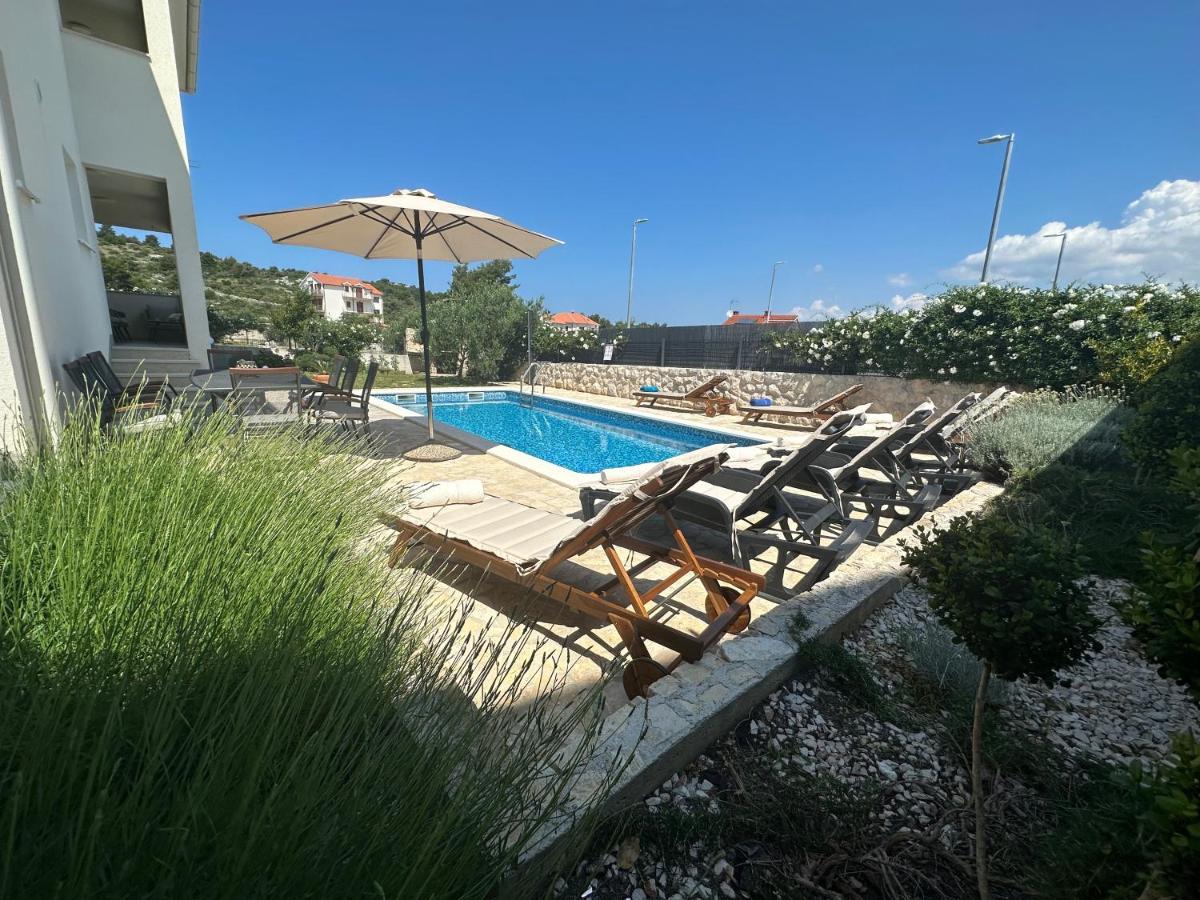 Holiday Home Mb Ražanj Dış mekan fotoğraf